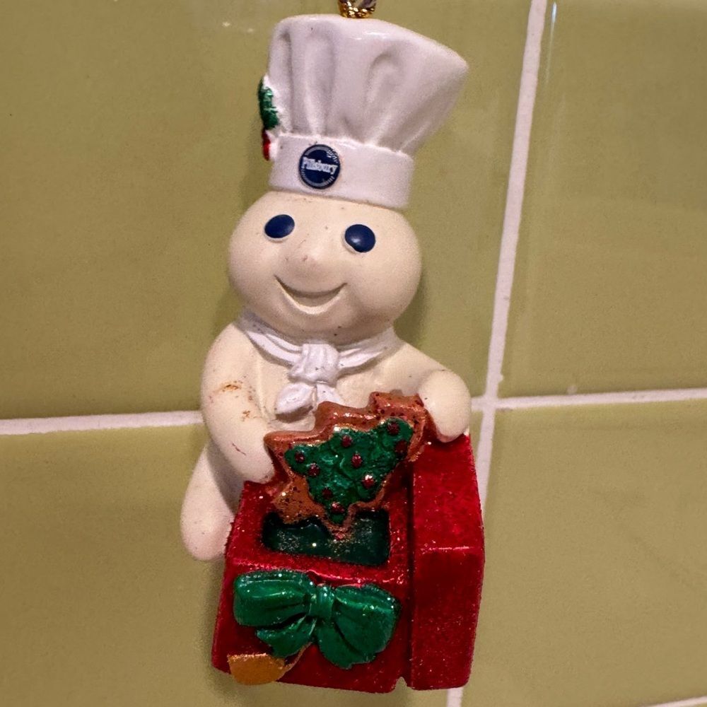 Danbury Mint The Pillsbury Doughboy Glitter Ornament - No Box